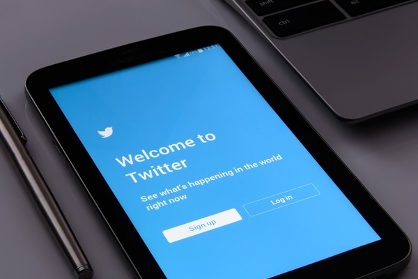 Twitter警告用戶(hù)警惕俄在社交平臺(tái)上投放的宣傳內(nèi)容