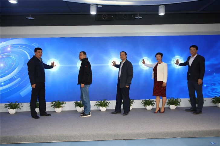電商誠信簽名活動(dòng)在京啟動(dòng)蘇寧參與簽署《電子商務(wù)誠信公約》