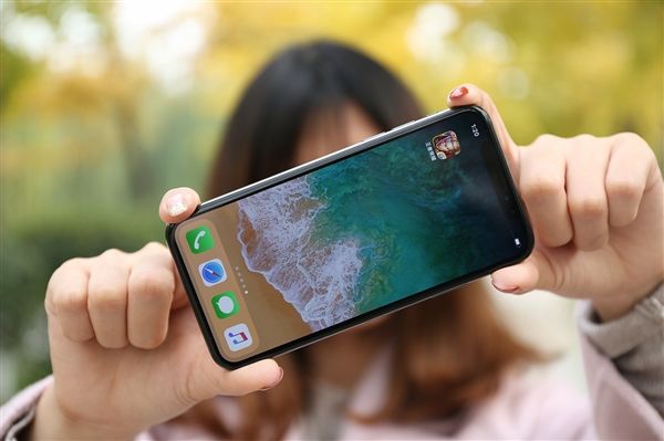 蘋(píng)果密謀新iPhone：要配屏下指紋？